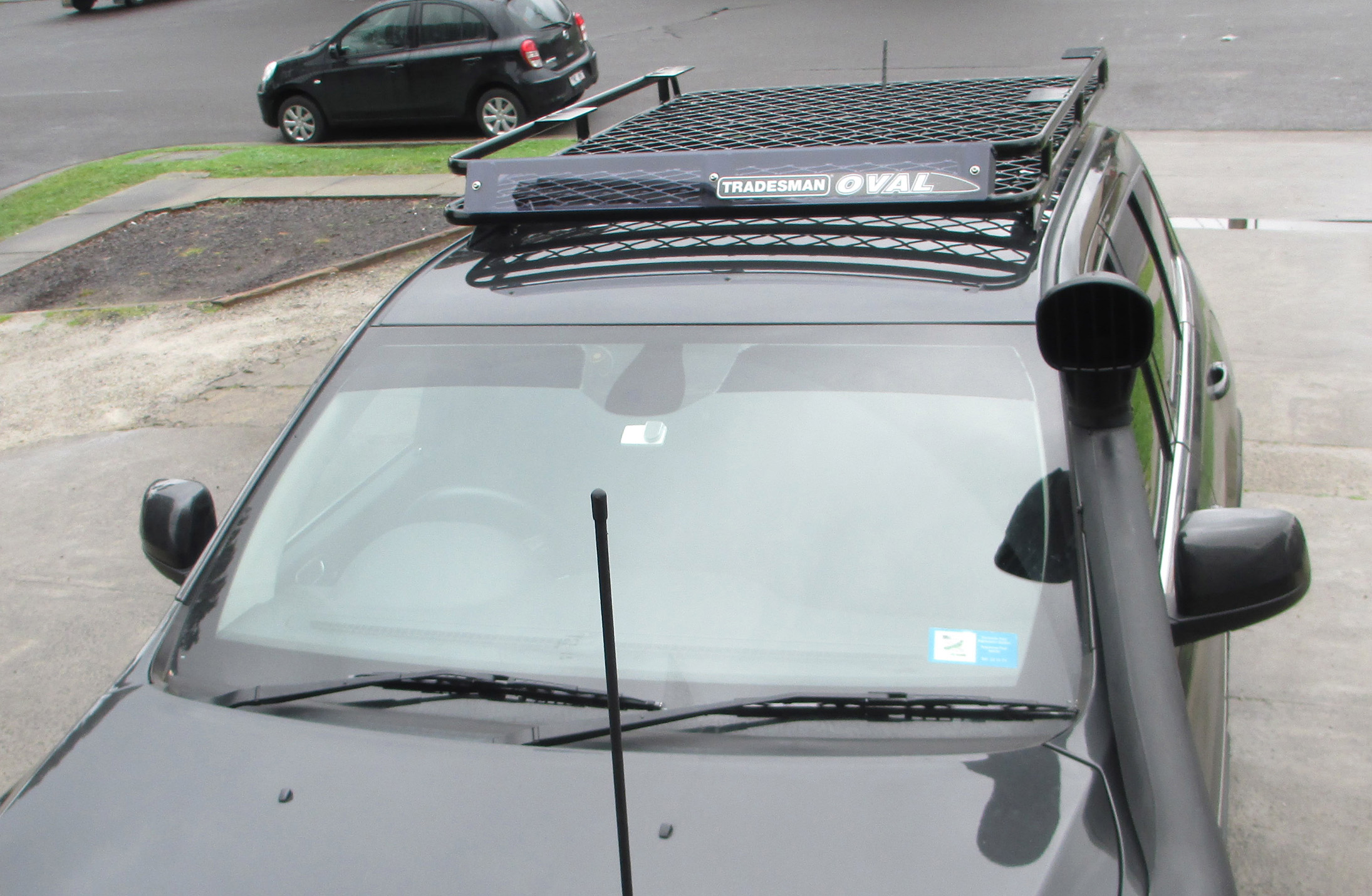 OVJCWK2C_Front.jpg Front image of Jeep Grand Cherokee Wagon (2011 - Current) Oval Steel Platform