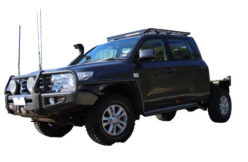 Toyota Landcruiser 200 Dual Cab  (2007 - 03/21) Oval Steel Platform