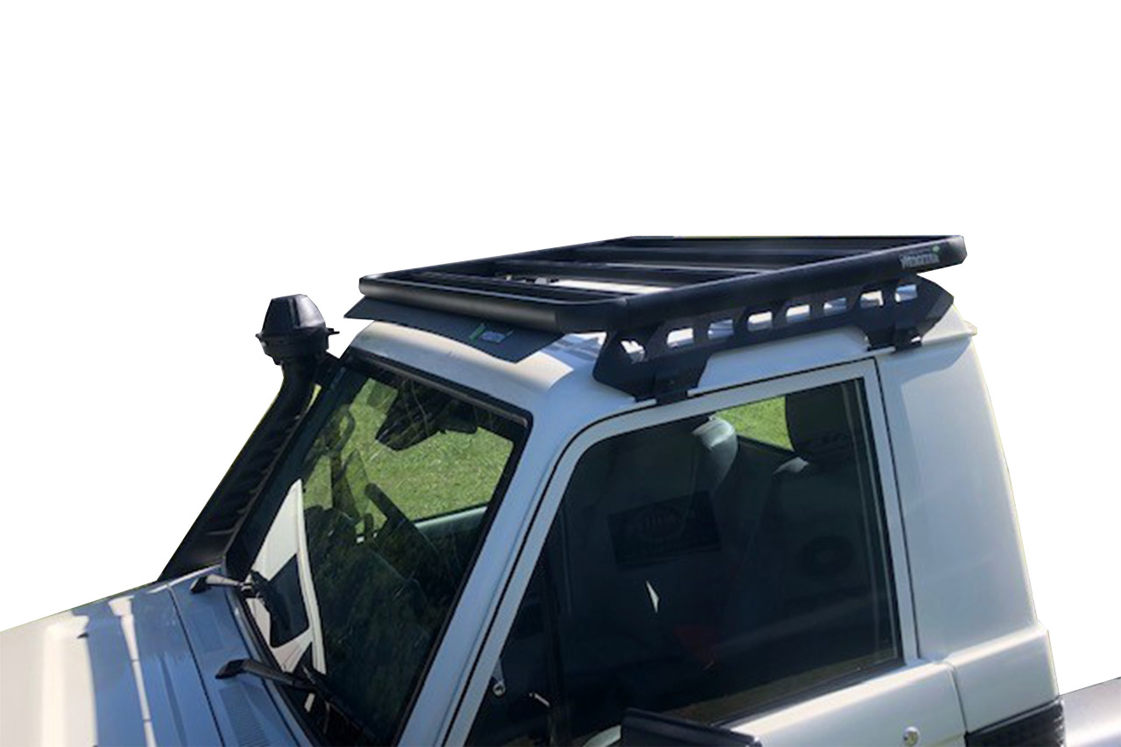 WT-T79SC-0814U_Side.jpg Side image of Toyota Landcruiser 79 Cab Chassis (1999 - Current) Wedgetail Adventure Platform