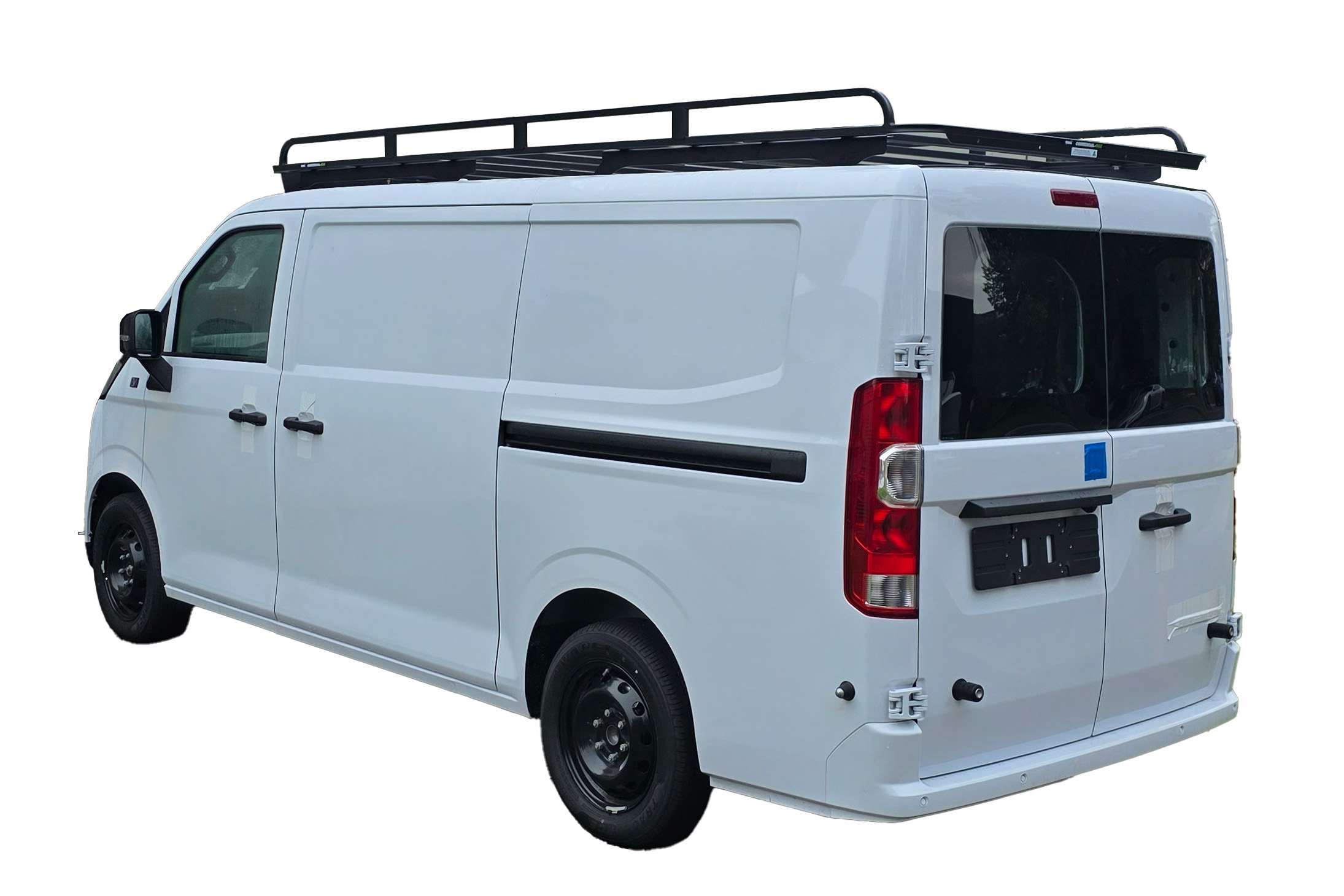 CM-FV7E-3314_Angle.jpg Angle image of Farizon V7E (05/26 - Current) Commercial Max Platform
