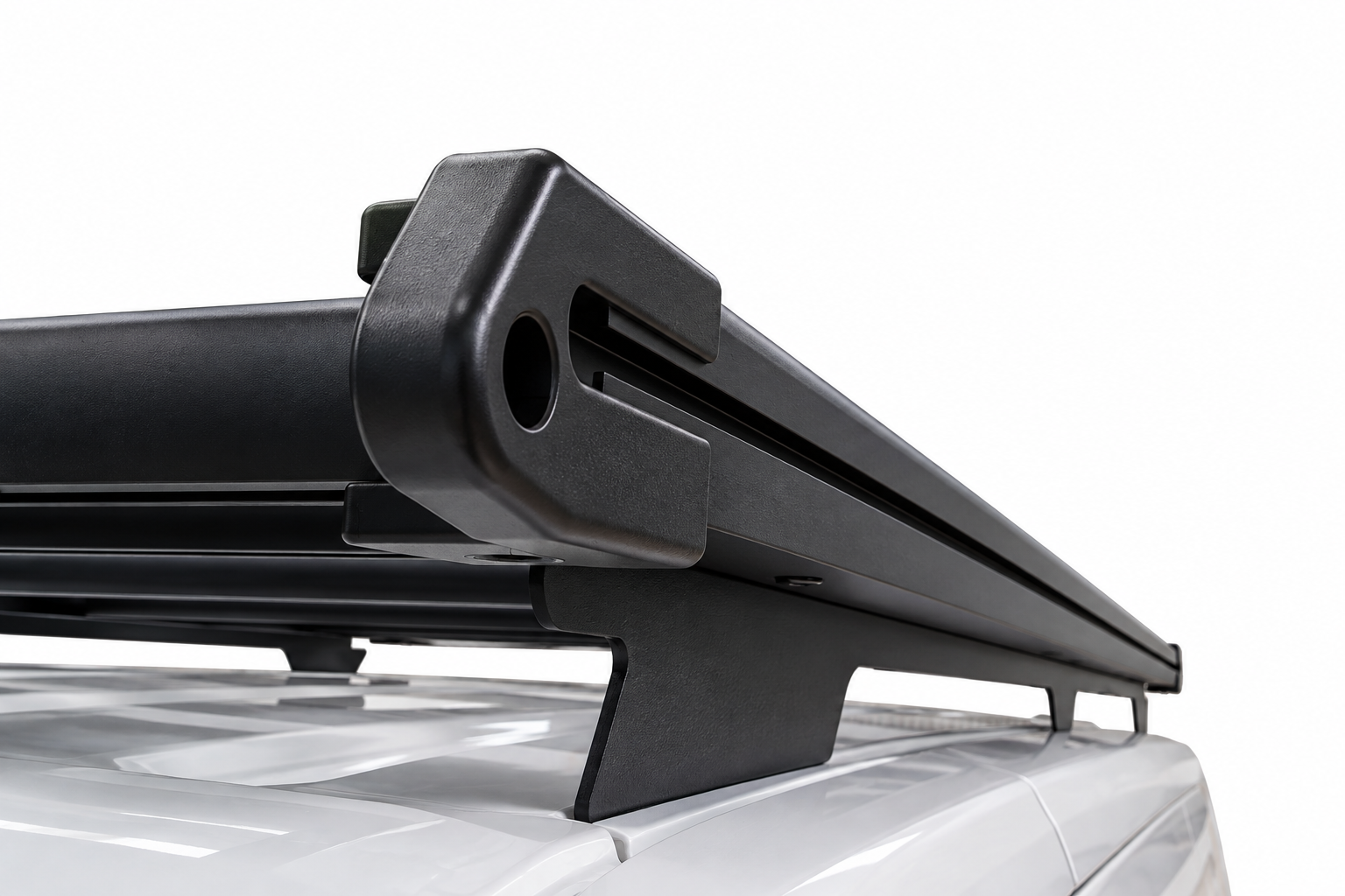 Side image of LDV Deliver 9 MWB M/Roof (2020 - Current) Wedgetail Trade Platform